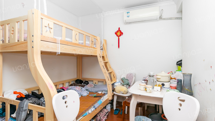 新南小区二手房实景图