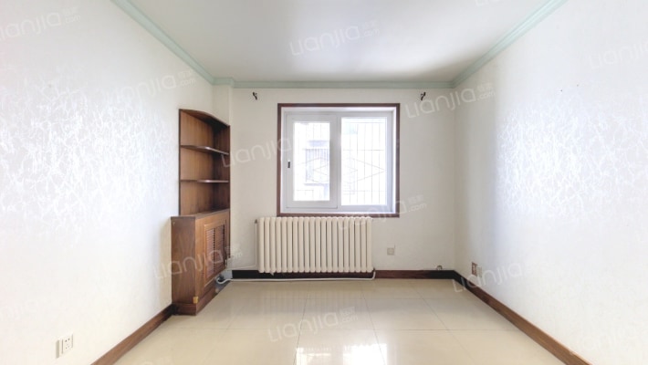 牛奶宿舍二手房实景图