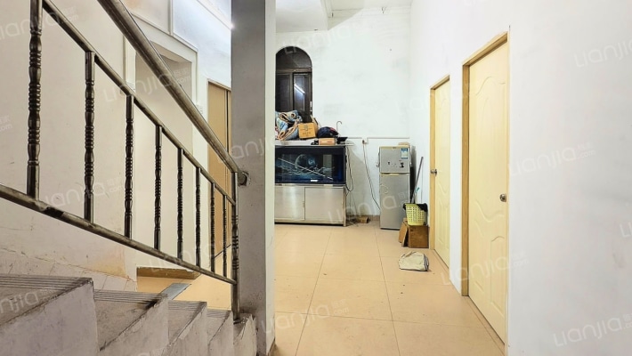 西园花园三巷3号二手房实景图