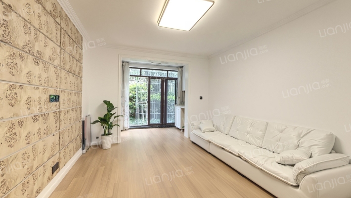 西郊英园二手房实景图