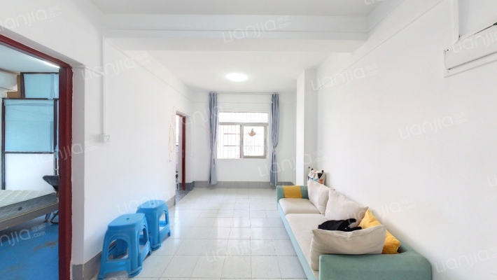 水仙花园二手房实景图