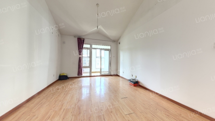 溪水雅地尚著二手房实景图