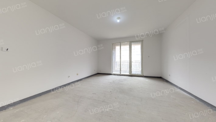 西山艺境8号院二手房实景图