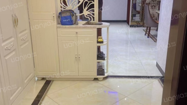 地质嘉园二手房实景图