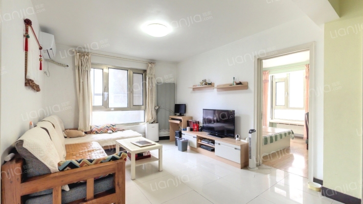 逸秀名园二手房实景图