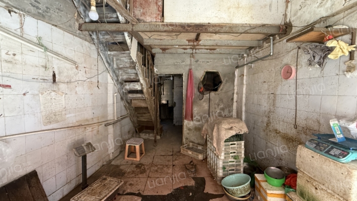 第七市场二手房实景图