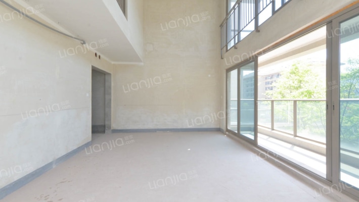 绿城春溪雲庐五期二手房实景图