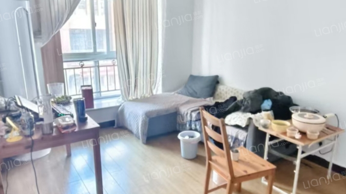 江华路25号院二手房实景图