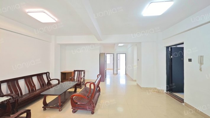 民盛商厦二手房实景图