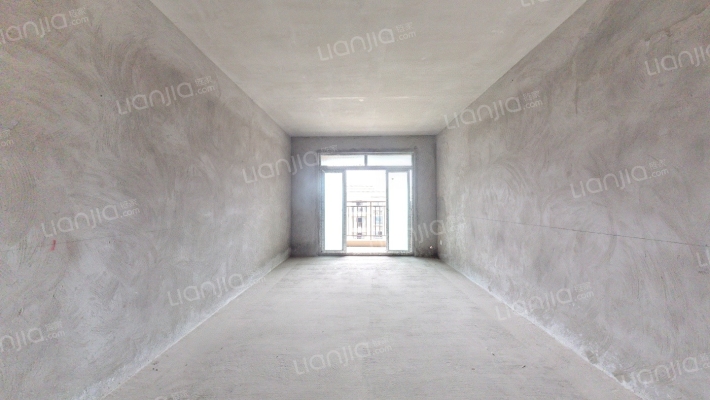 和威山千院二手房实景图