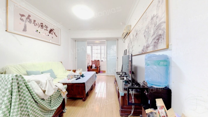 麓景路二手房实景图