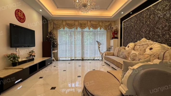 蓝湖半岛二手房实景图