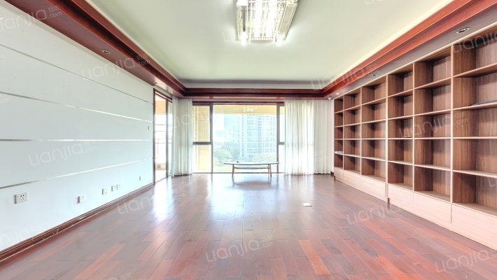 卓越浅水湾二手房实景图