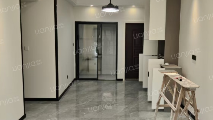 融堃北麓云山二手房实景图