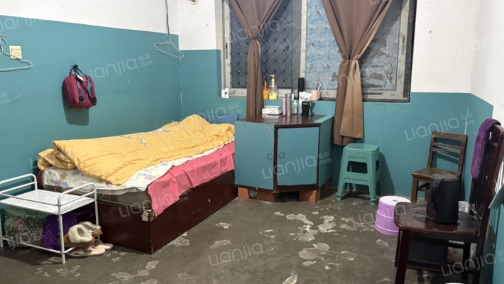 新园大道296号院二手房实景图