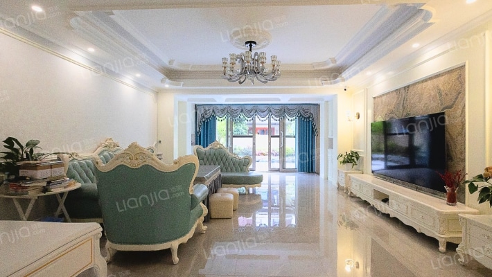 万科城B区别墅二手房实景图