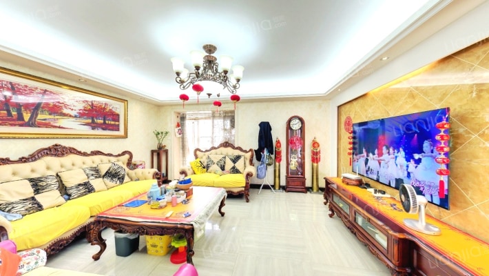 京隆名爵府二手房实景图