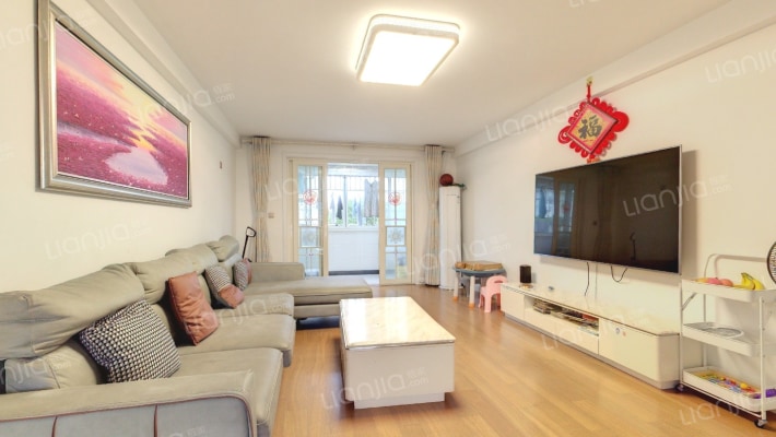 德华四村二手房实景图