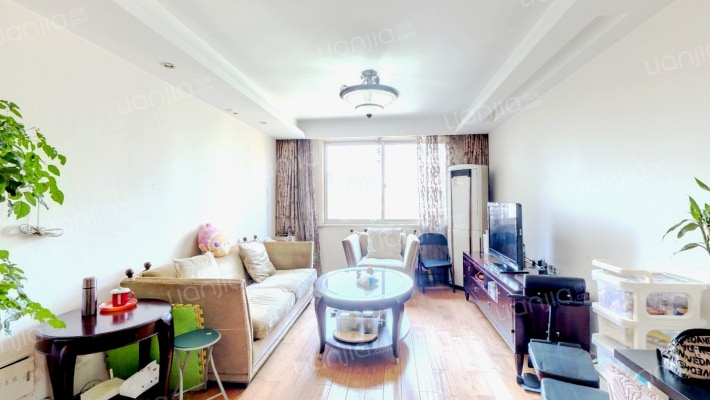 伊泰利大厦二手房实景图