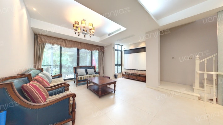 沁风雅泾二手房实景图