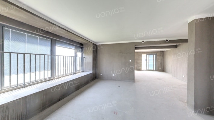 绿城春来云潮二手房实景图