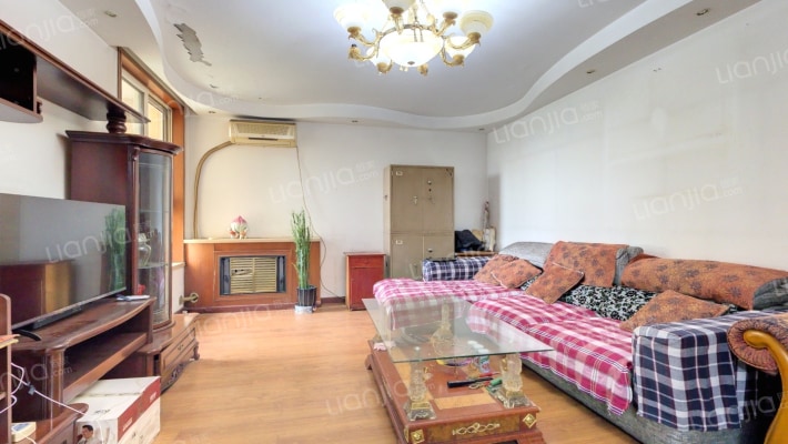 新桥家园二手房实景图