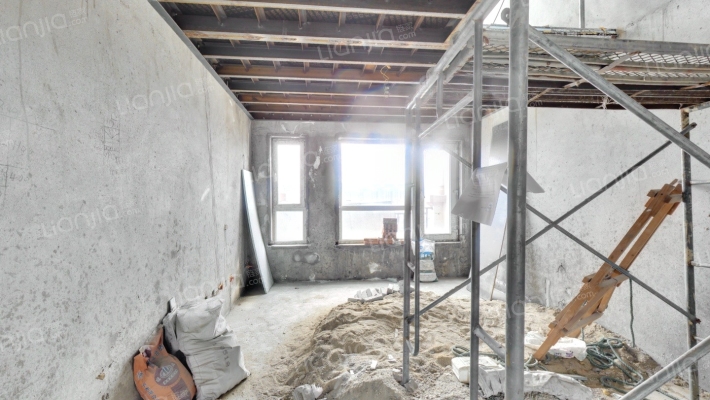 金越逸墅蓝湾二手房实景图