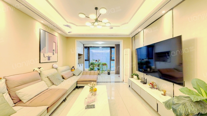 铂景台二手房实景图