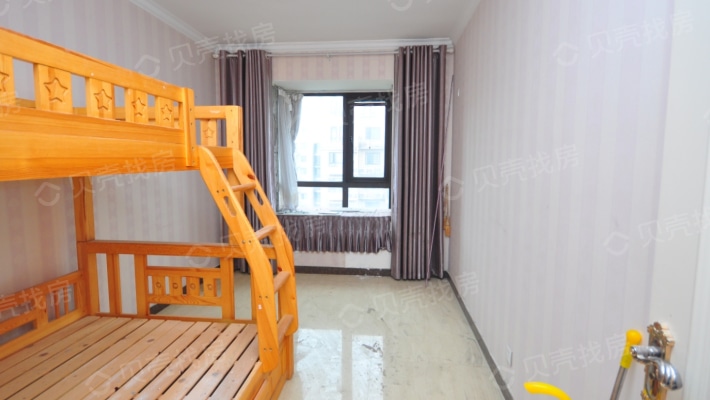 万达熙龙湾 多层洋房带电梯 产权清晰可以分期随时看房-卧室B