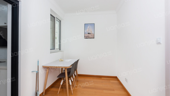 嘉邦小区二手房实景图