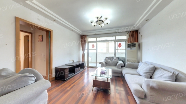 海叶新苑二手房实景图