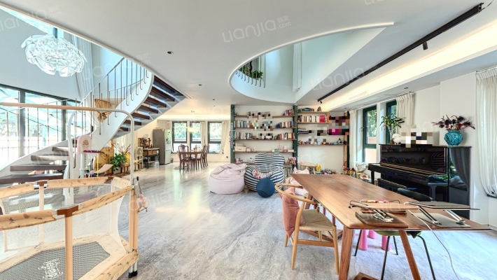 纳帕溪谷二手房实景图