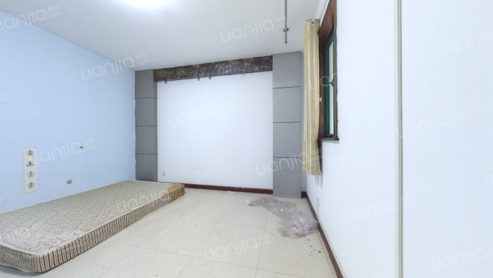 千峰彩翠二手房实景图