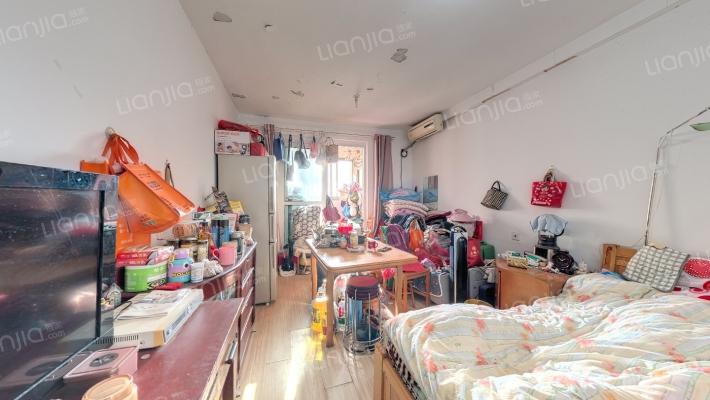 东郊小镇第五街区二手房实景图