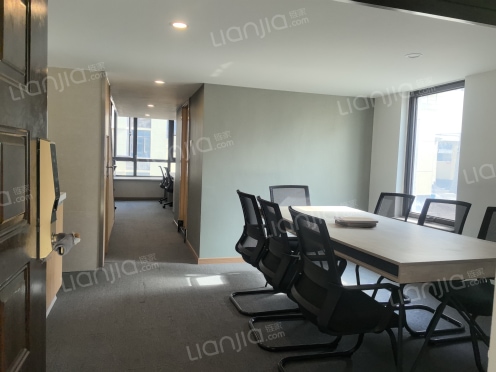 整租·融创香璟台西苑四期 2室1厅 东南