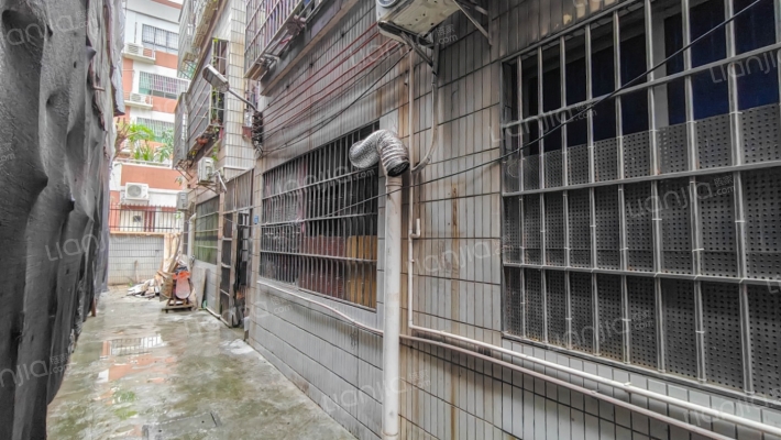 华圣村二手房实景图