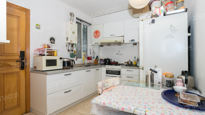 新宜小区二手房实景图