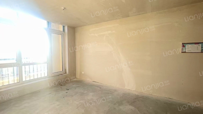 筑石佳岸二手房实景图