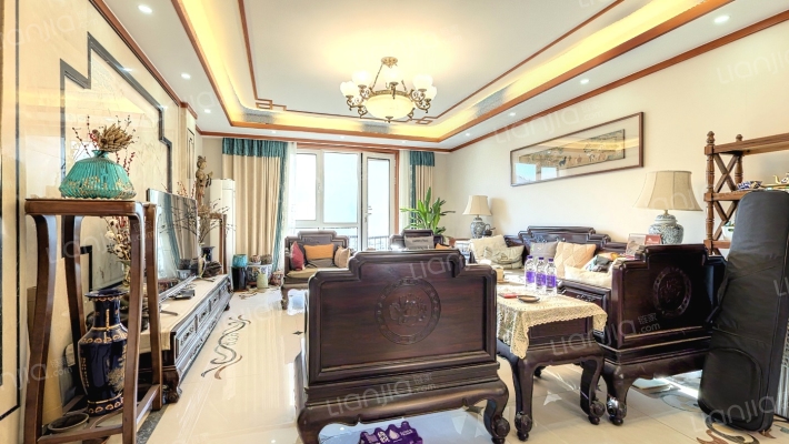 西山艺境7号院二手房实景图