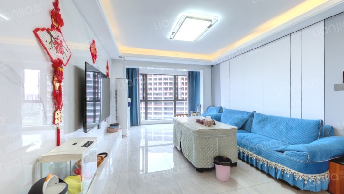 美的置业广场二手房实景图