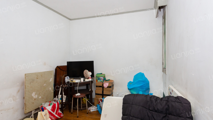 龙柏四村二手房实景图