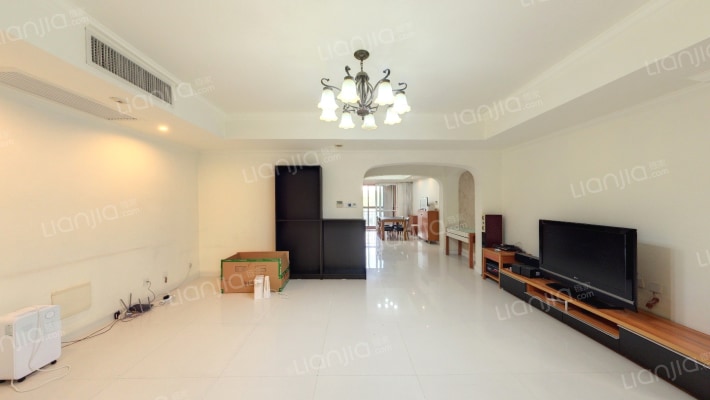 天域东区二手房实景图