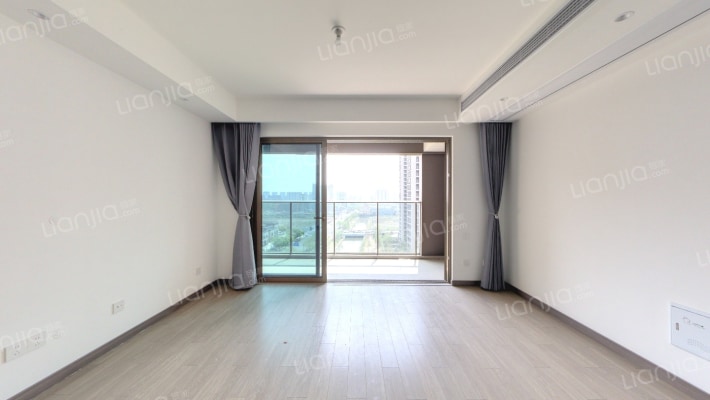 万科·星旅光年二手房实景图