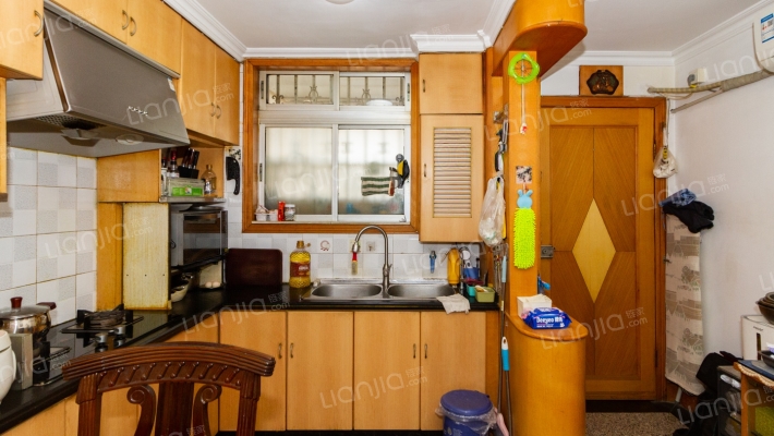 衡山路58弄二手房实景图