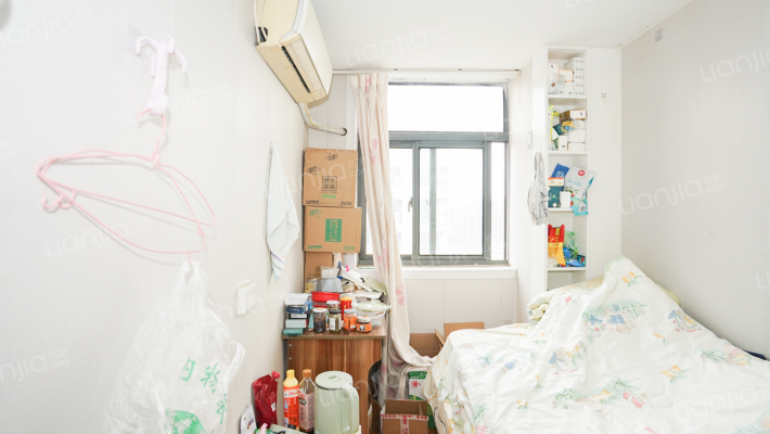 宝虹水岸景苑二手房实景图