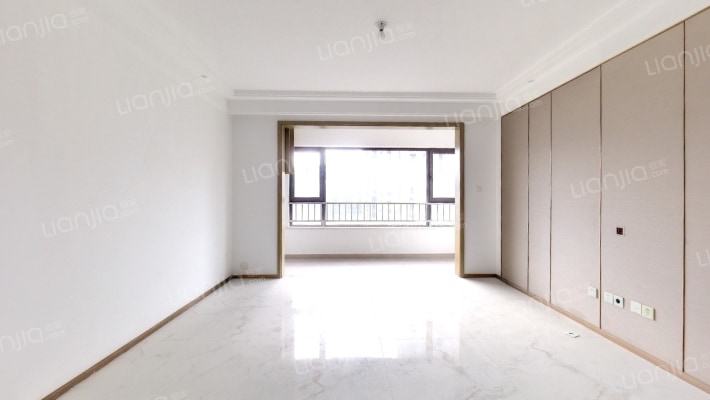 鲁商中央公馆二手房实景图