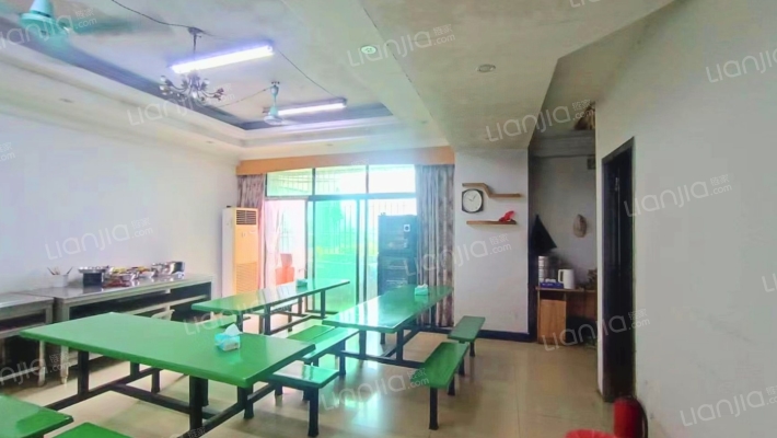 粮贸住宅二手房实景图