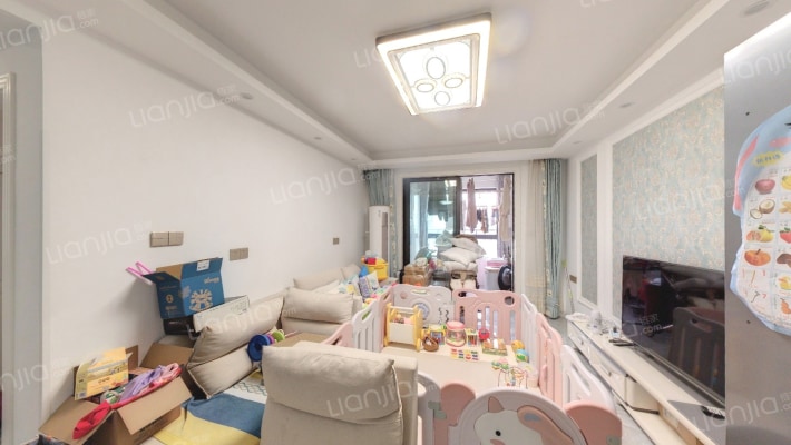 溪湾雅苑一区二手房实景图