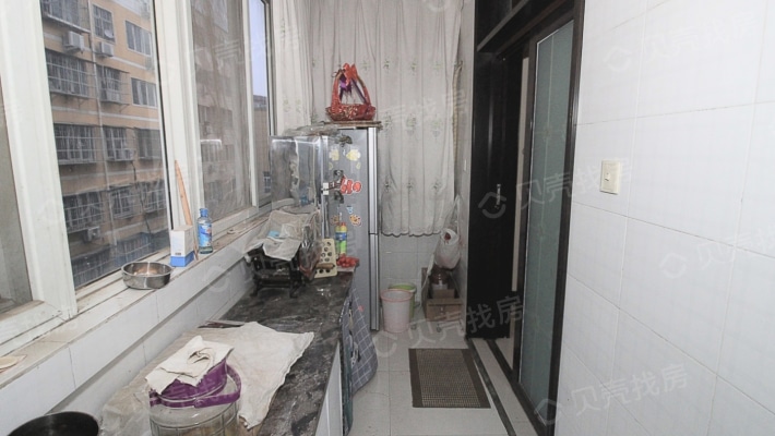 湛河区和顺路河滨公园南门程庄社区精装修3室拎包入住-厨房