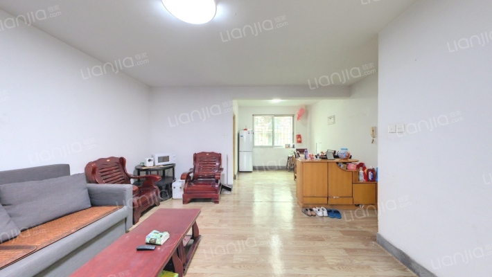 长汀里花园二手房实景图